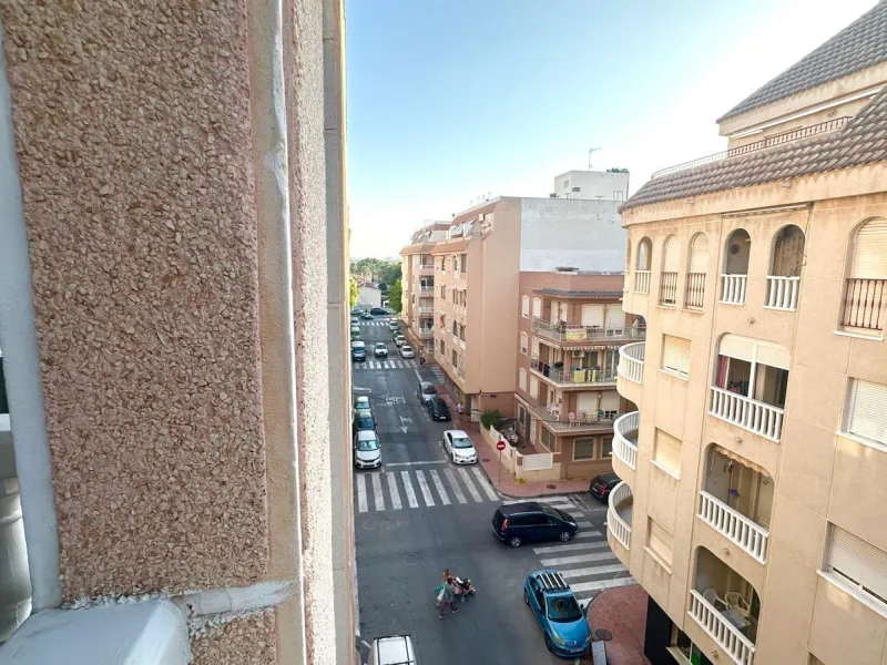 2 BEDROOM APARTMENT WITH TOURIST LICENSE 200 METERS FROM THE BEACH