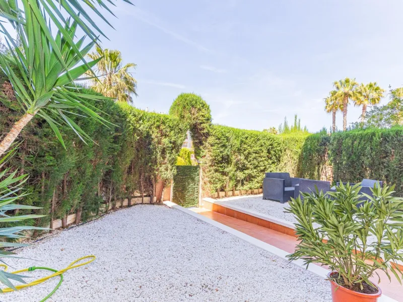 APARTAMENTO DE 2 DORMITORIOS 2 BAÑOS CON TERRAZA EN PLAYA FLAMENCA URB. LAGUNA GOLF