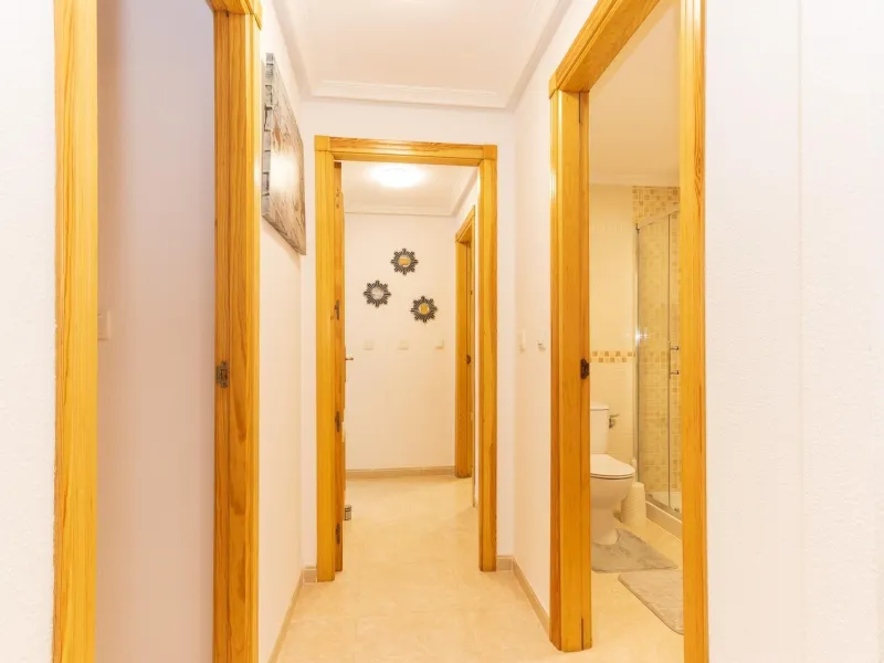 APARTAMENTO DE 2 DORMITORIOS 2 BAÑOS CON TERRAZA EN PLAYA FLAMENCA URB. LAGUNA GOLF