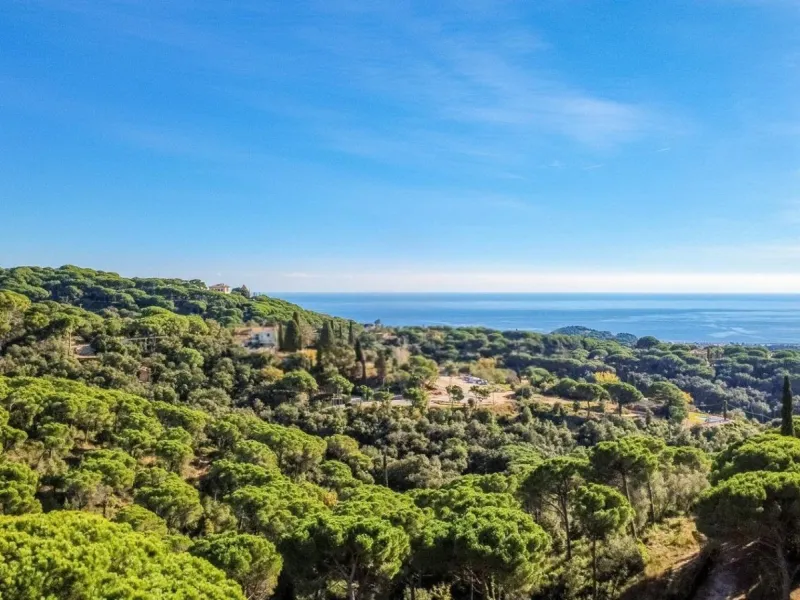 Single-Storey Mediterranean Villa with Sea Views in Sant Andreu de Llavaneres, Barcelona