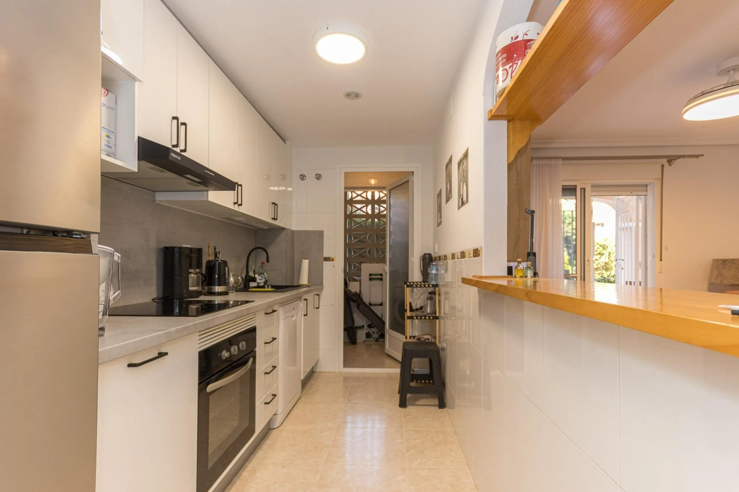 APARTAMENTO DE 2 DORMITORIOS 2 BAÑOS CON TERRAZA EN PLAYA FLAMENCA URB. LAGUNA GOLF