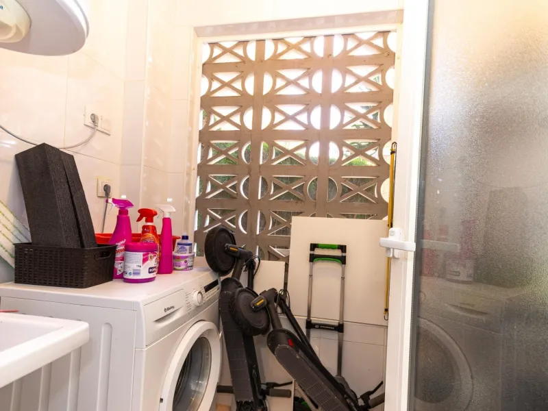 APARTAMENTO DE 2 DORMITORIOS 2 BAÑOS CON TERRAZA EN PLAYA FLAMENCA URB. LAGUNA GOLF