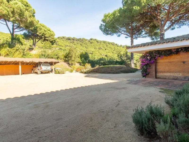 Single-Storey Mediterranean Villa with Sea Views in Sant Andreu de Llavaneres, Barcelona