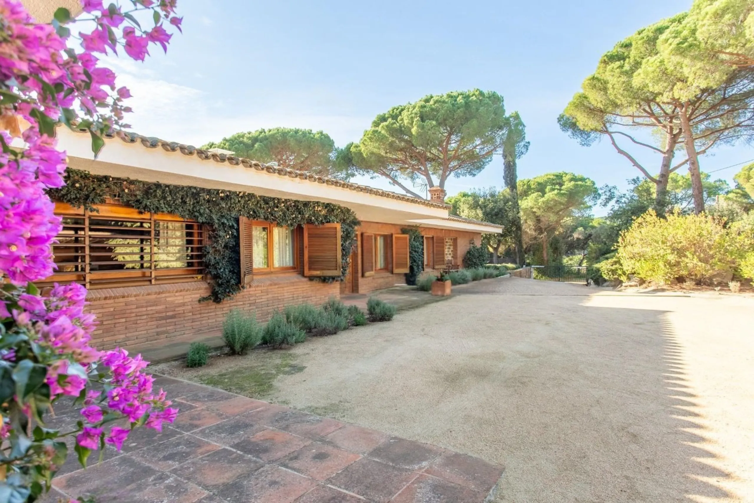 Single-Storey Mediterranean Villa with Sea Views in Sant Andreu de Llavaneres, Barcelona