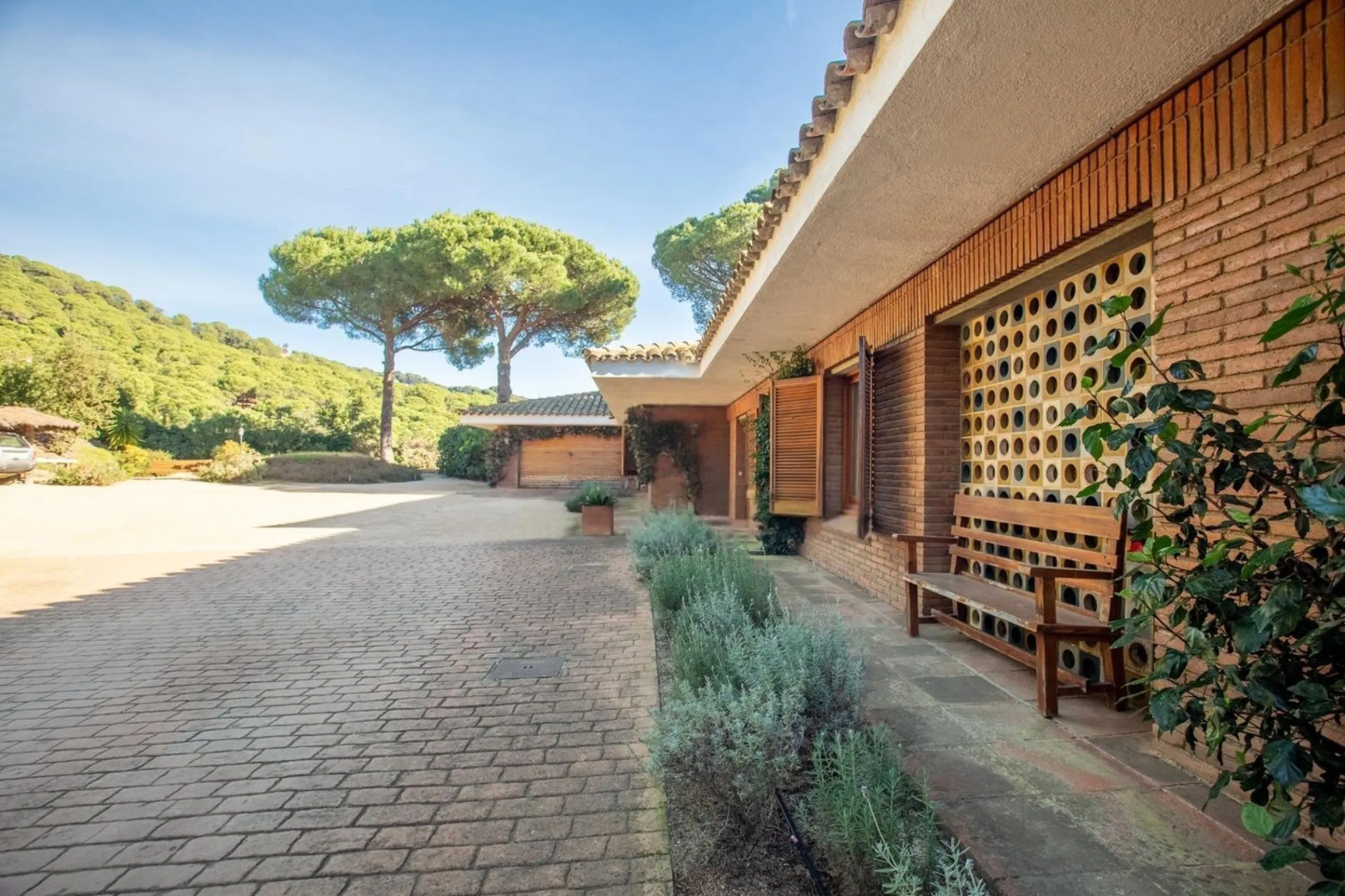Single-Storey Mediterranean Villa with Sea Views in Sant Andreu de Llavaneres, Barcelona