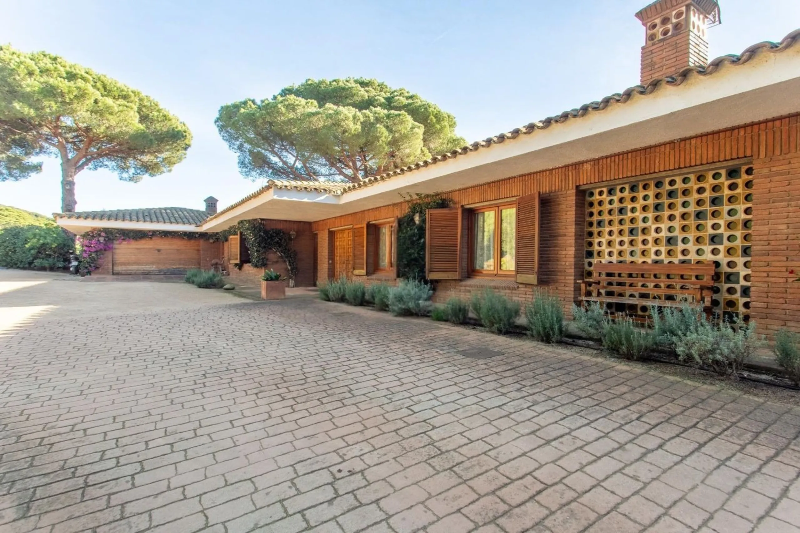 Single-Storey Mediterranean Villa with Sea Views in Sant Andreu de Llavaneres, Barcelona