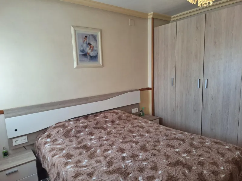 APARTMENT FOR SALE SAN AGUSTIN - 2 ROOMS RENOVATED 3RD FLOOR