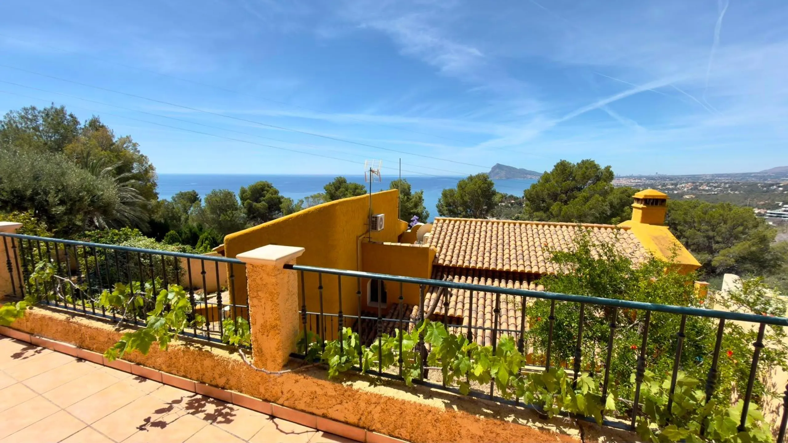 Exclusive chalet in Altea Hills: luxury, privacy and dreamlike views of the Mediterranean ✨