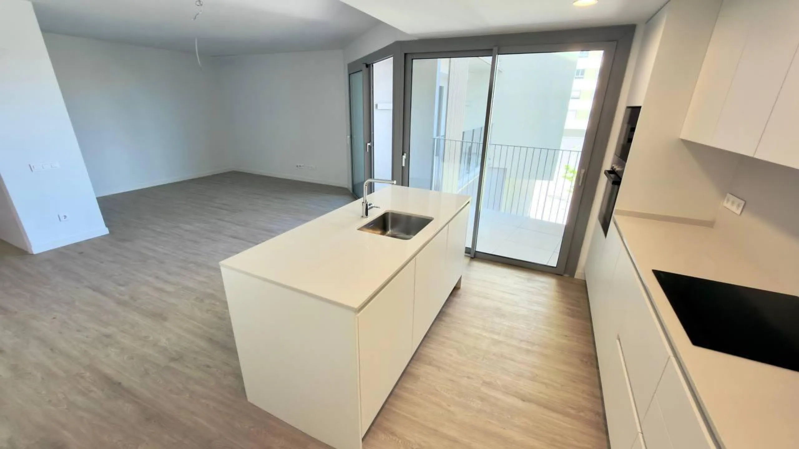 Spectacular New Apartment in the Golden Mile of Alicante
