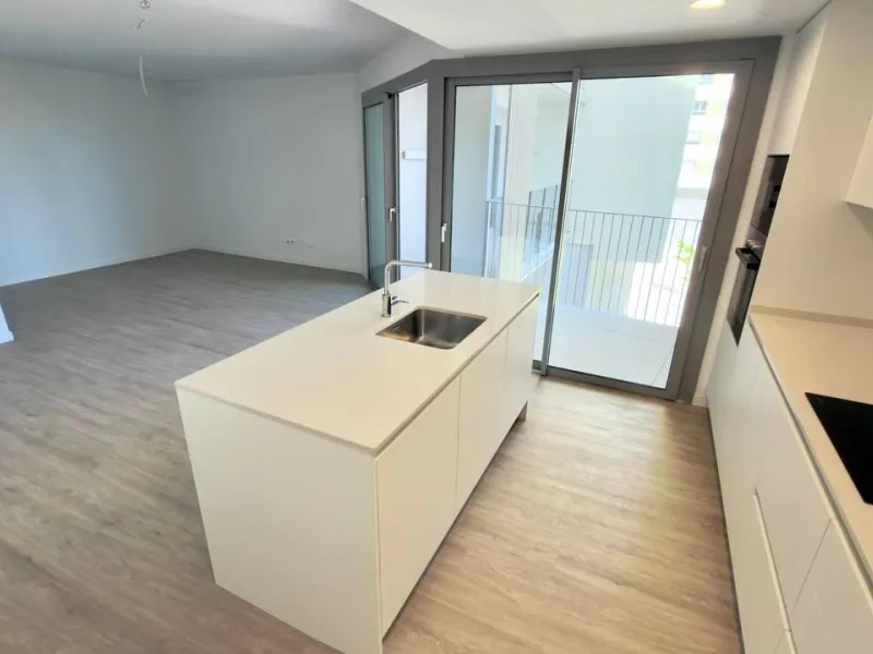 Spectacular New Apartment in the Golden Mile of Alicante