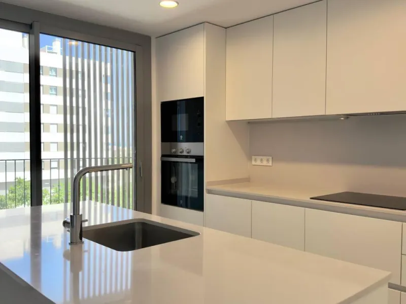 Spectacular New Apartment in the Golden Mile of Alicante