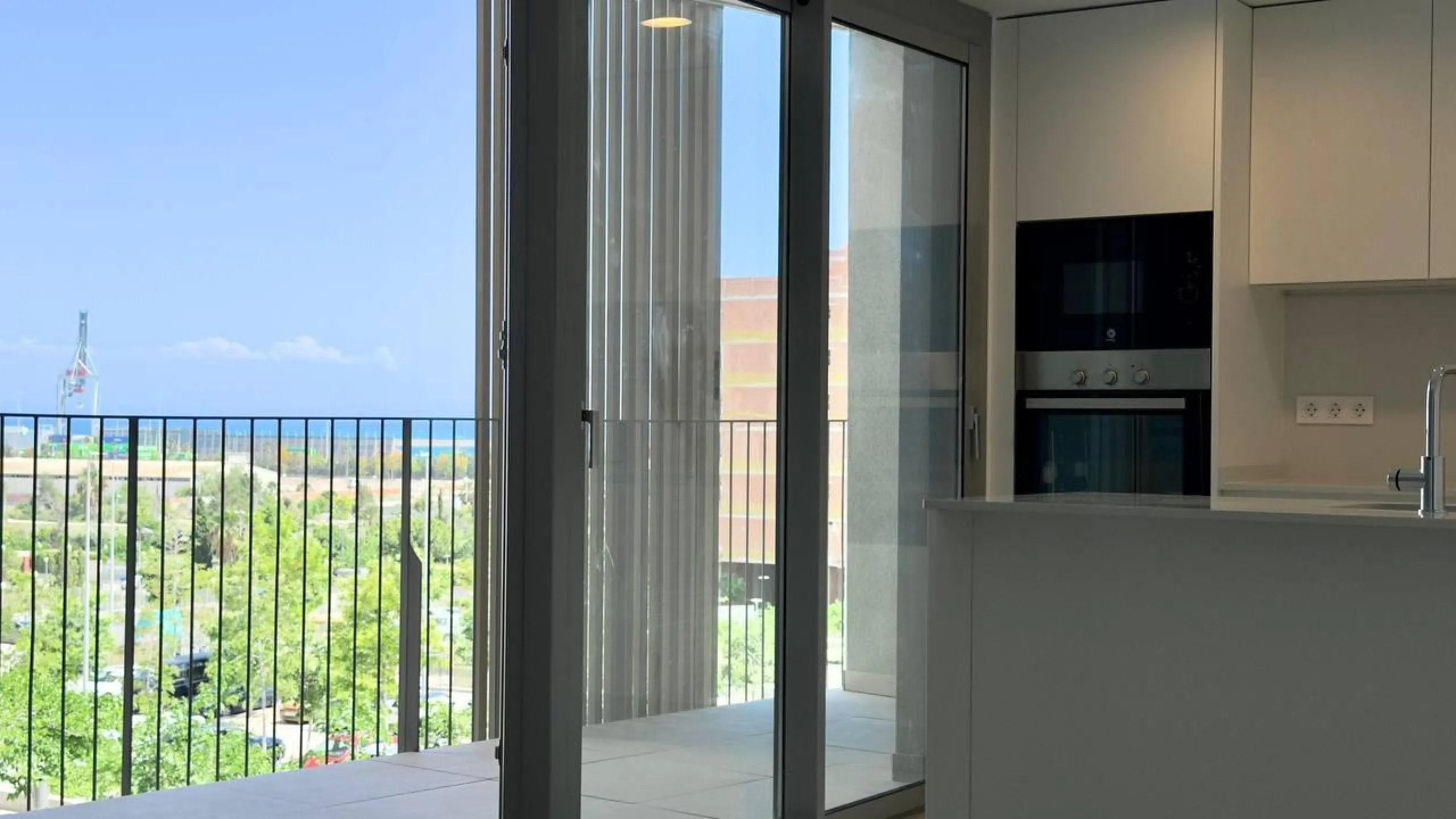 Spectacular New Apartment in the Golden Mile of Alicante