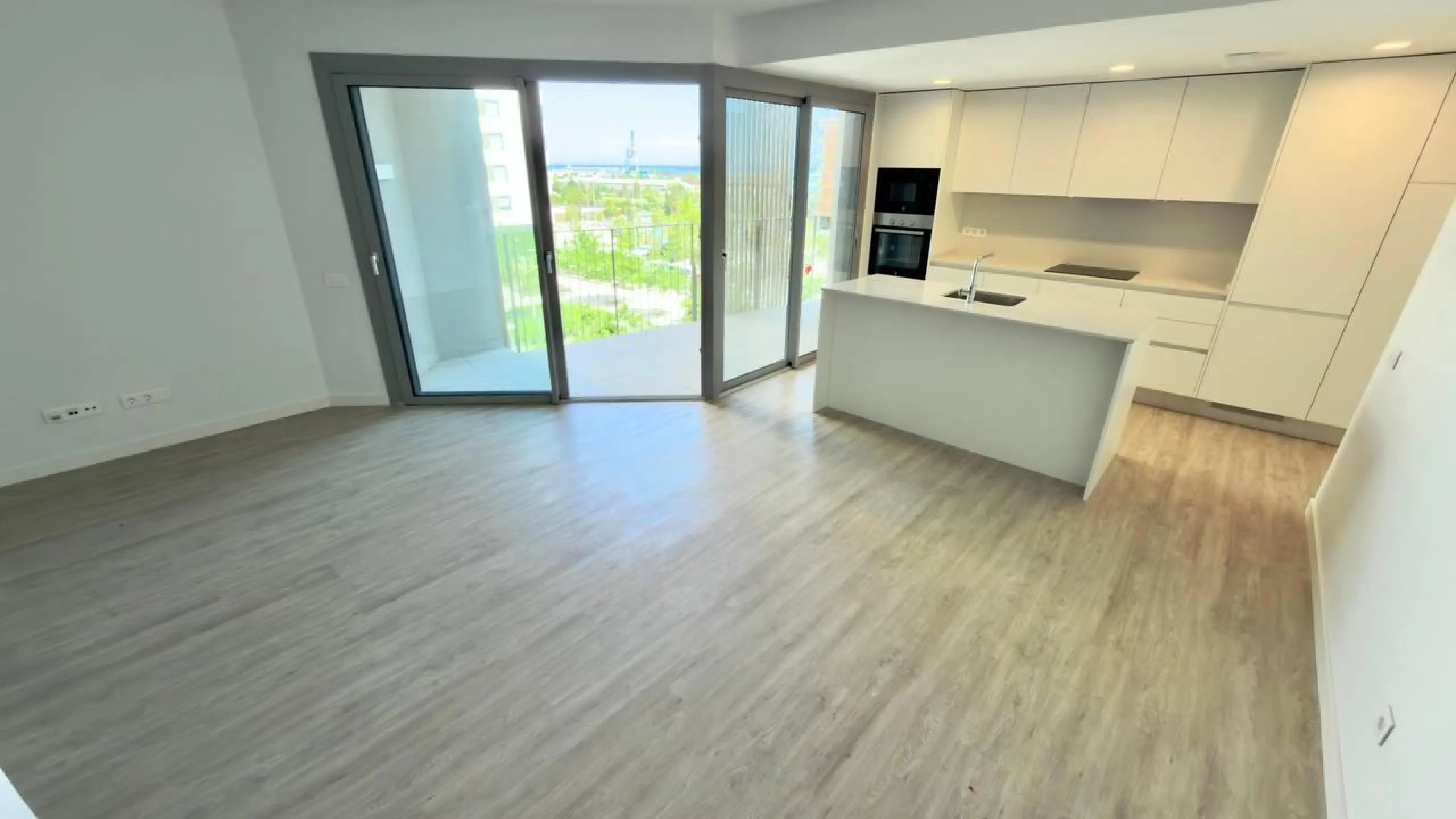 Spectacular New Apartment in the Golden Mile of Alicante
