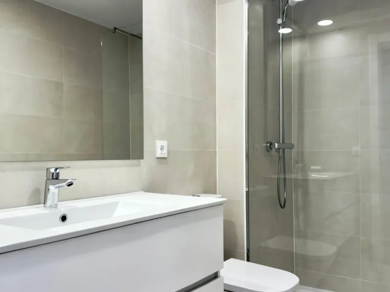 Spectacular New Apartment in the Golden Mile of Alicante