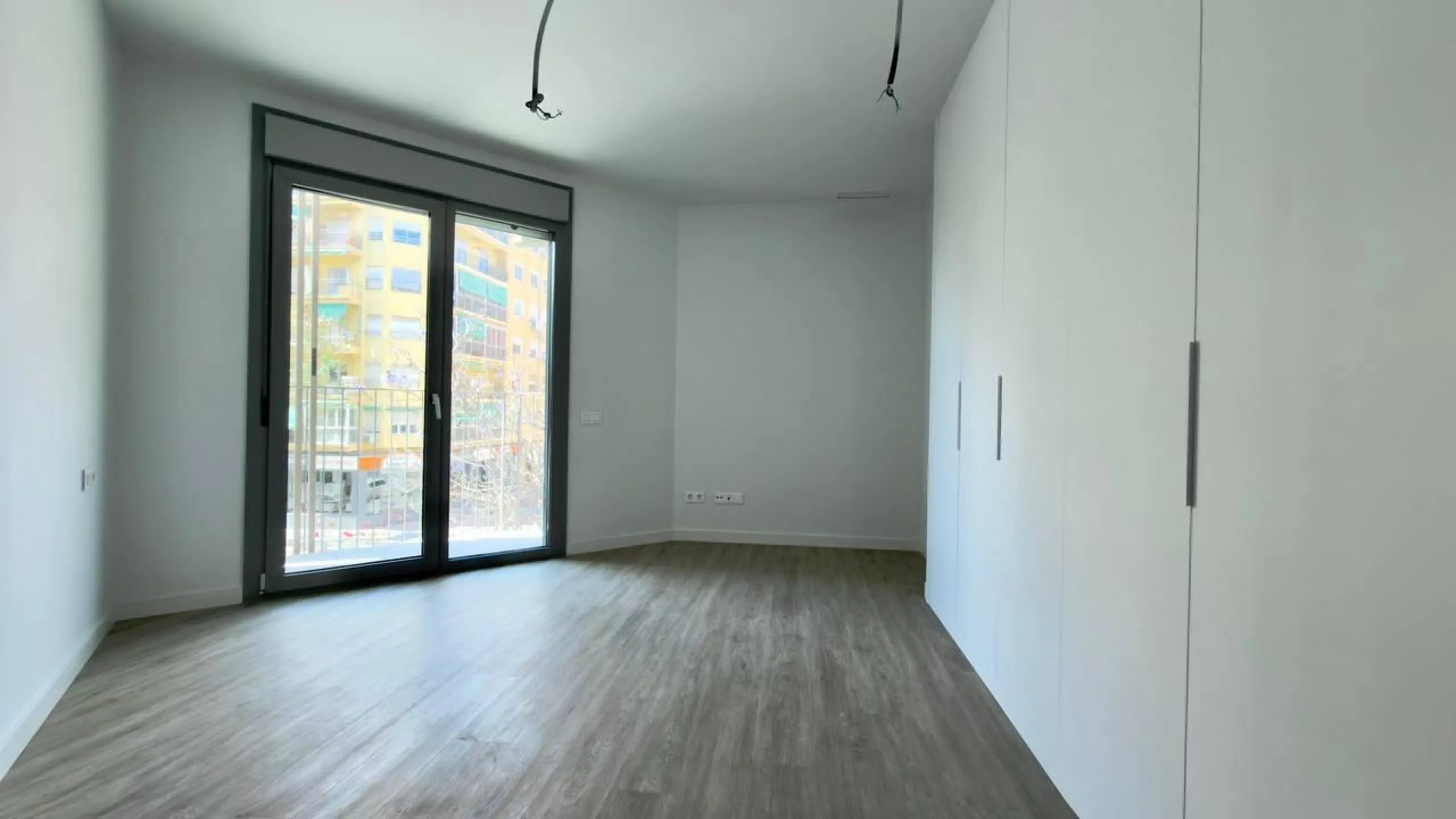 Spectacular New Apartment in the Golden Mile of Alicante