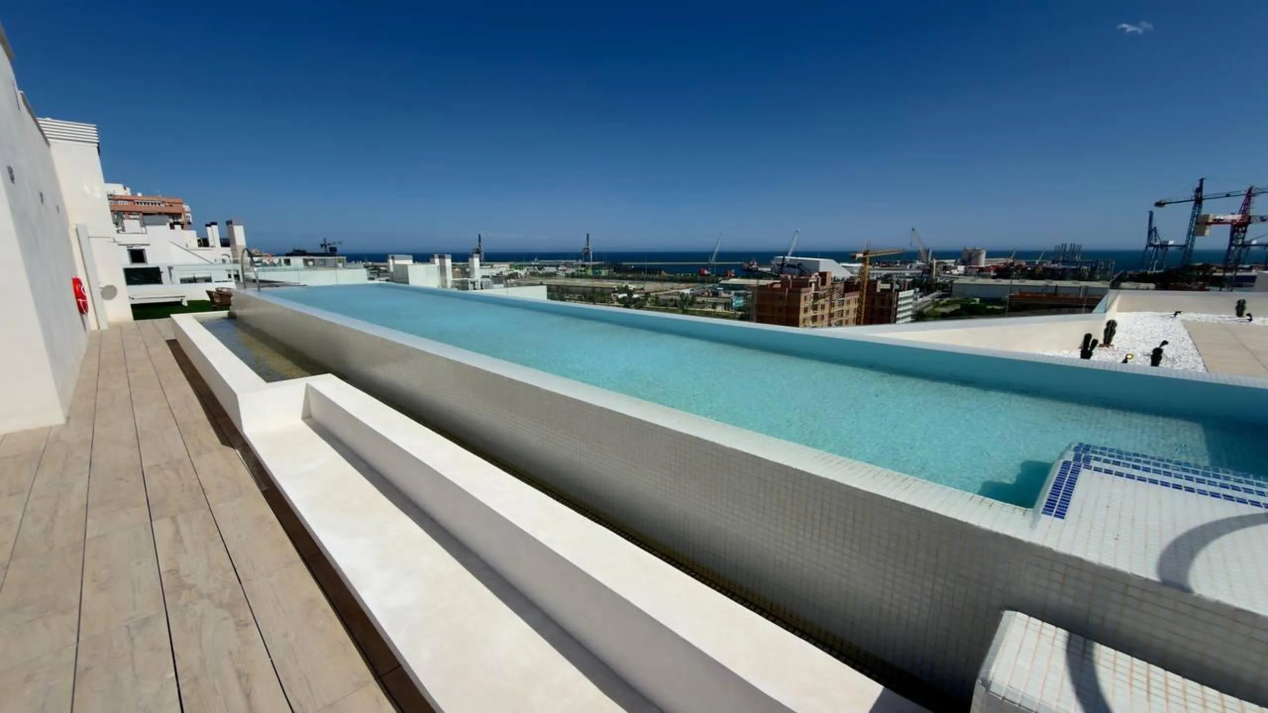 Spectacular New Apartment in the Golden Mile of Alicante