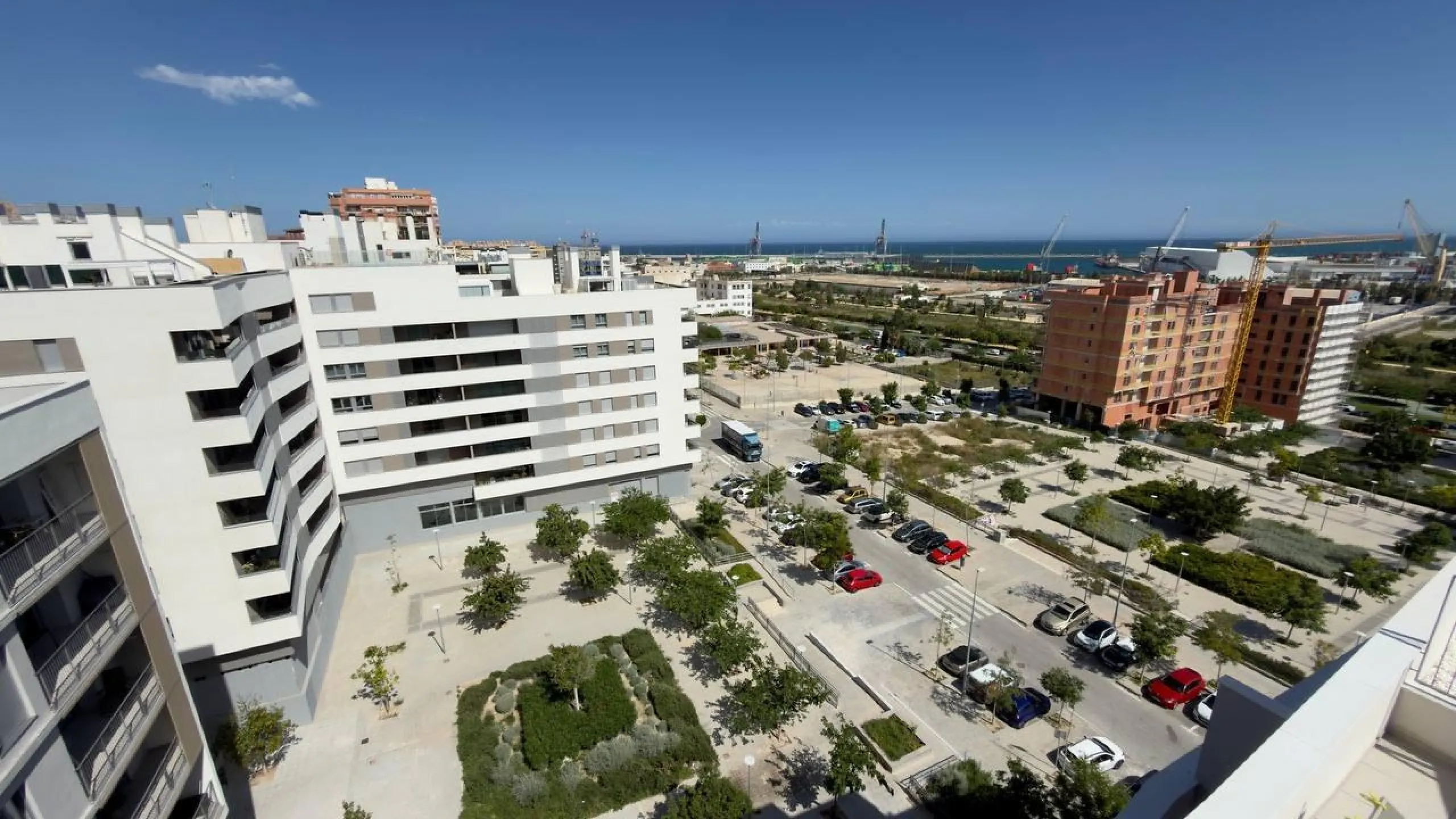 Spectacular New Apartment in the Golden Mile of Alicante