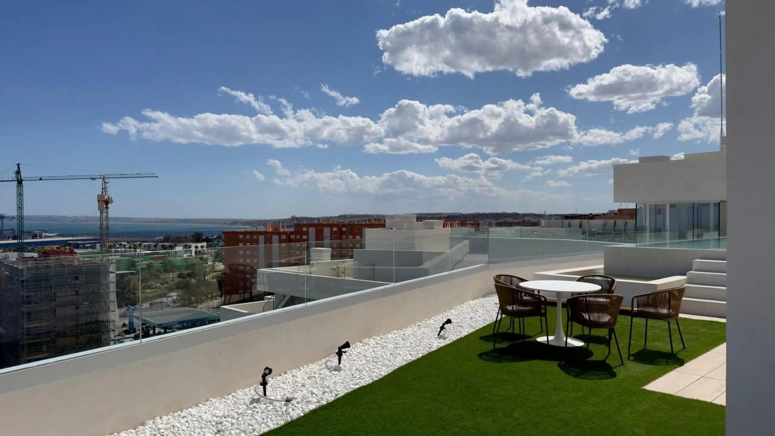 Spectacular New Apartment in the Golden Mile of Alicante