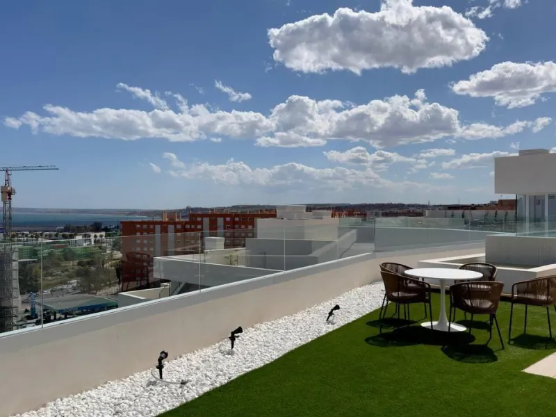Spectacular New Apartment in the Golden Mile of Alicante