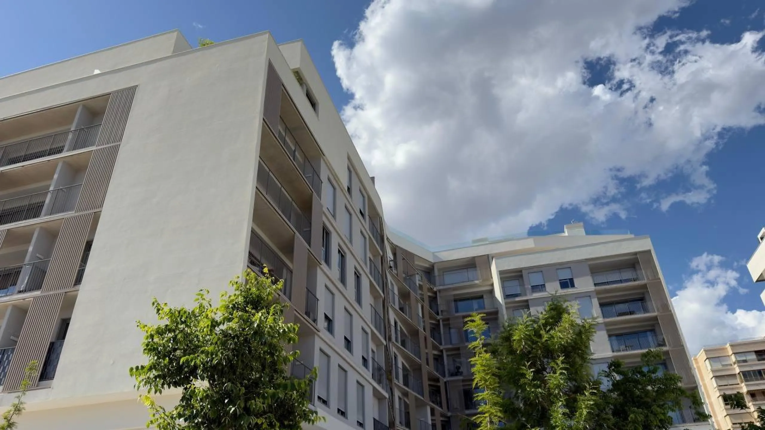 Spectacular New Apartment in the Golden Mile of Alicante