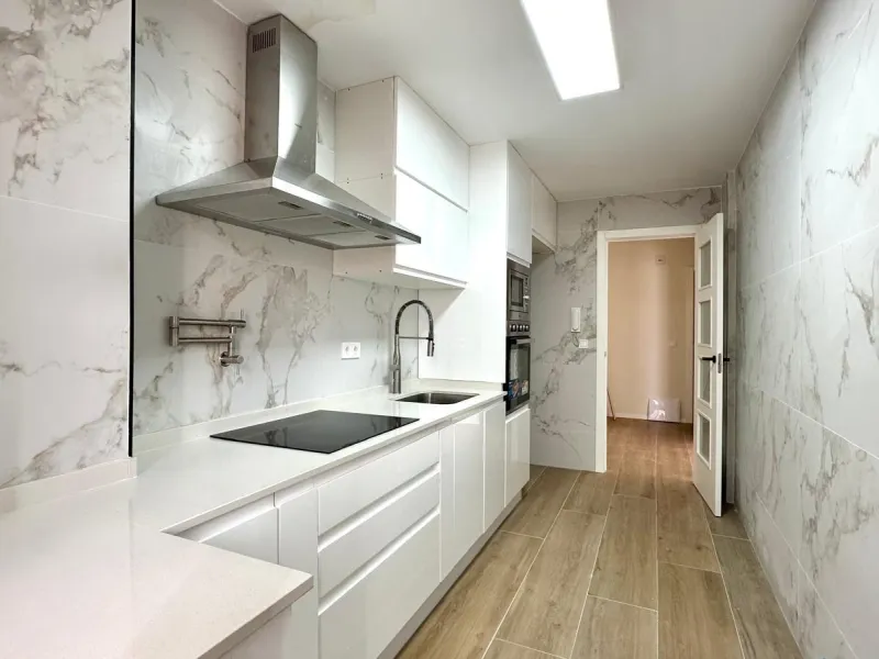 APARTAMENTO REFORMADO COMPLETAMENTE DE 3 HAB2 BAÑOS