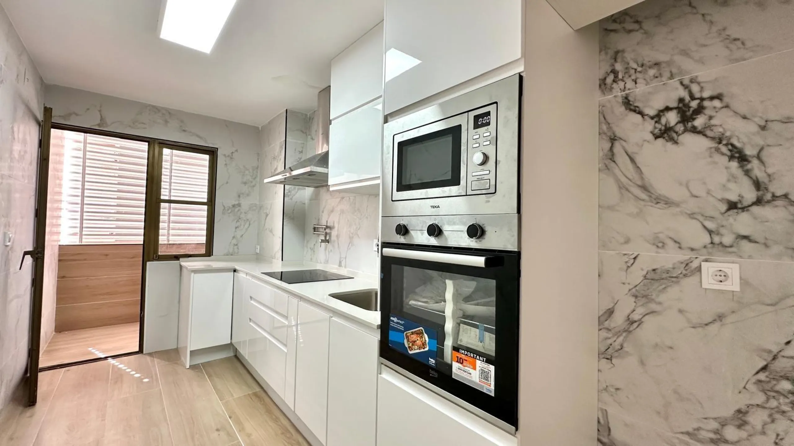 APARTAMENTO REFORMADO COMPLETAMENTE DE 3 HAB2 BAÑOS