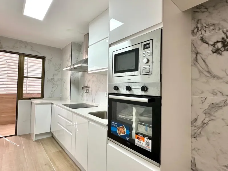 APARTAMENTO REFORMADO COMPLETAMENTE DE 3 HAB2 BAÑOS