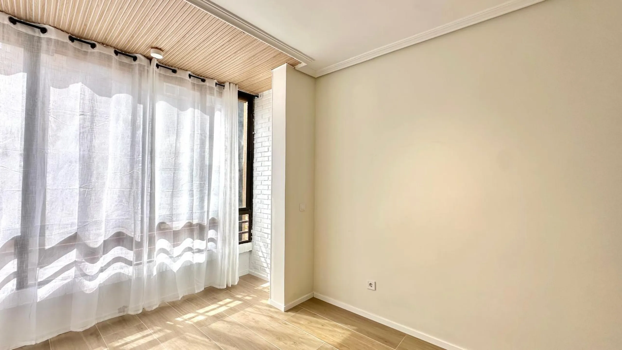 APARTAMENTO REFORMADO COMPLETAMENTE DE 3 HAB2 BAÑOS