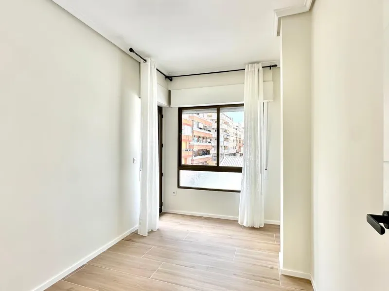 APARTAMENTO REFORMADO COMPLETAMENTE DE 3 HAB2 BAÑOS