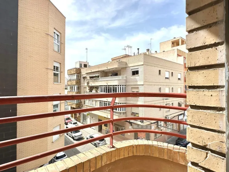 APARTAMENTO REFORMADO COMPLETAMENTE DE 3 HAB2 BAÑOS