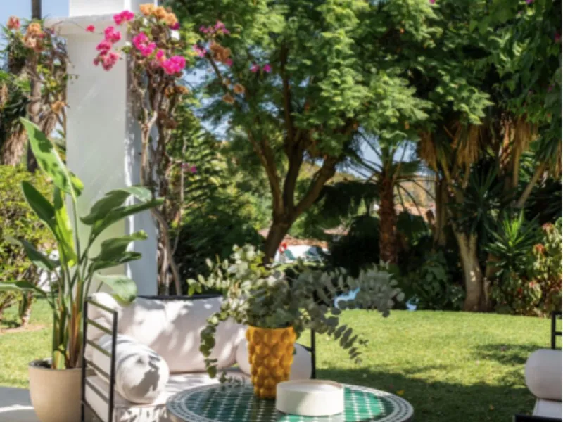 Kürzlich renovierte Erdgeschosswohnung mit 3 Schlafzimmern und individuellen Ausstattungen – La Quinta, Benahavís (Marbella)