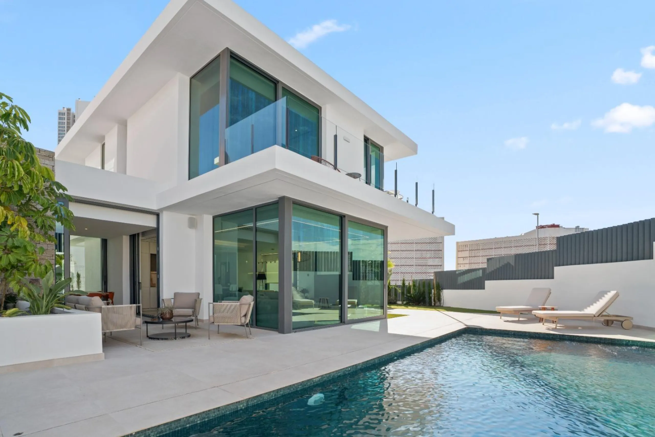 🌿 Exclusivity, design and well-being by the Mediterranean