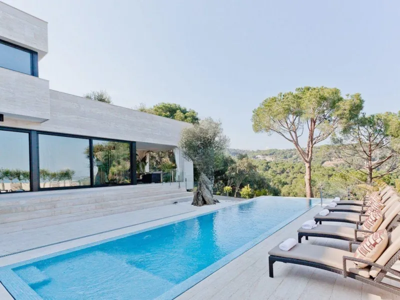 Contemporary Design Villa with Sea Views in Sant Andreu de Llavaneres, Barcelona