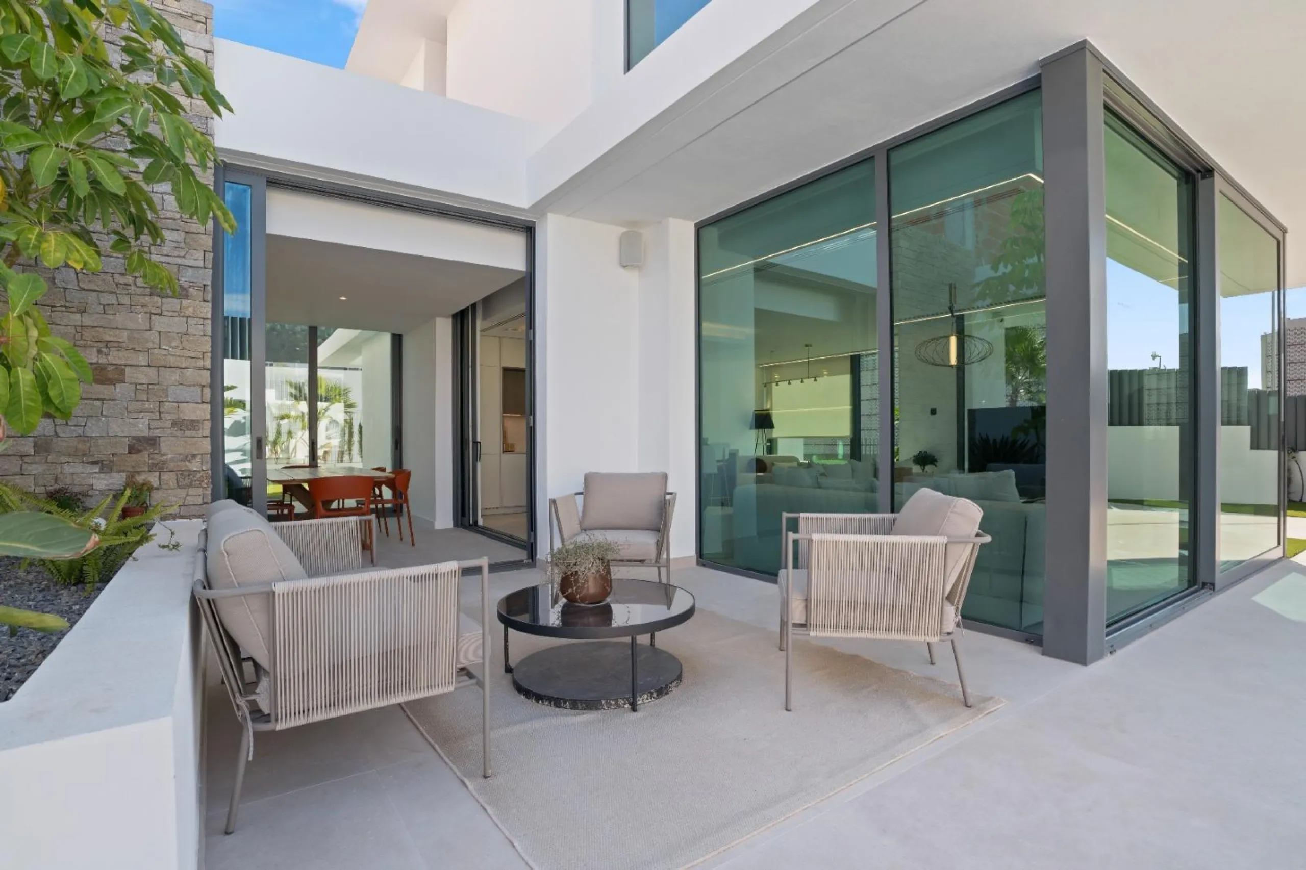 🌿 Exclusivity, design and well-being by the Mediterranean