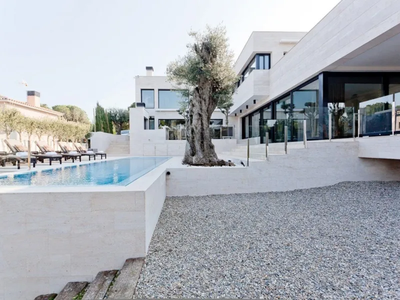 Contemporary Design Villa with Sea Views in Sant Andreu de Llavaneres, Barcelona