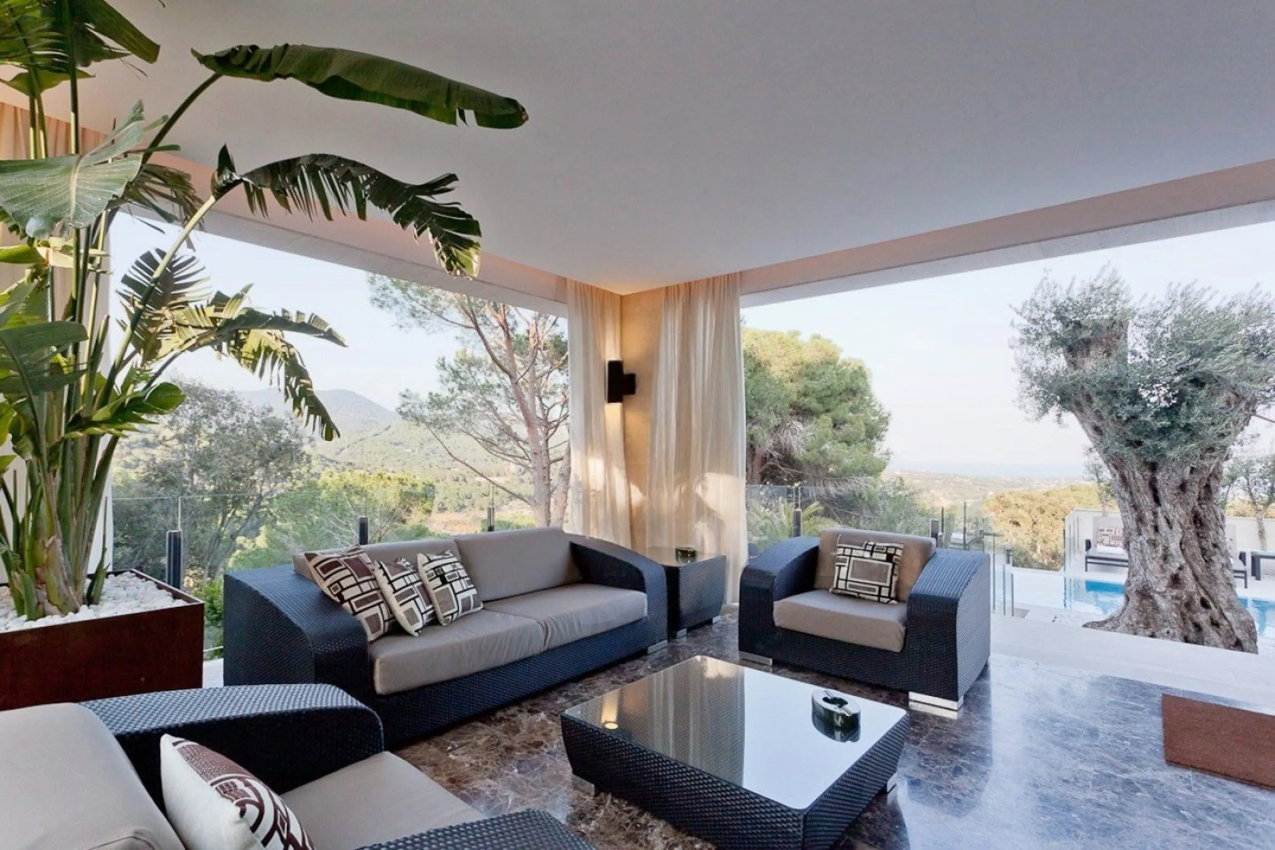 Contemporary Design Villa with Sea Views in Sant Andreu de Llavaneres, Barcelona