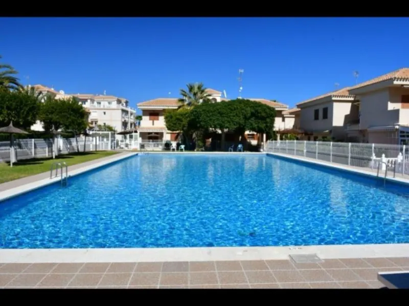 Bungalow planta baja en Playa Flamenca