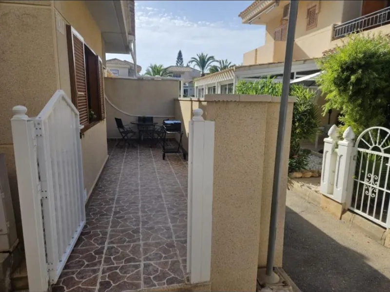 Bungalow planta baja en Playa Flamenca