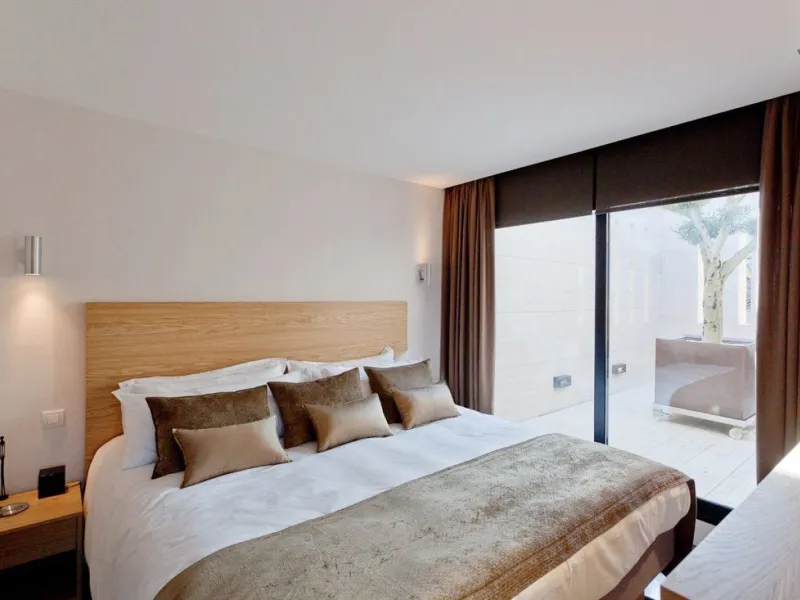 Contemporary Design Villa with Sea Views in Sant Andreu de Llavaneres, Barcelona