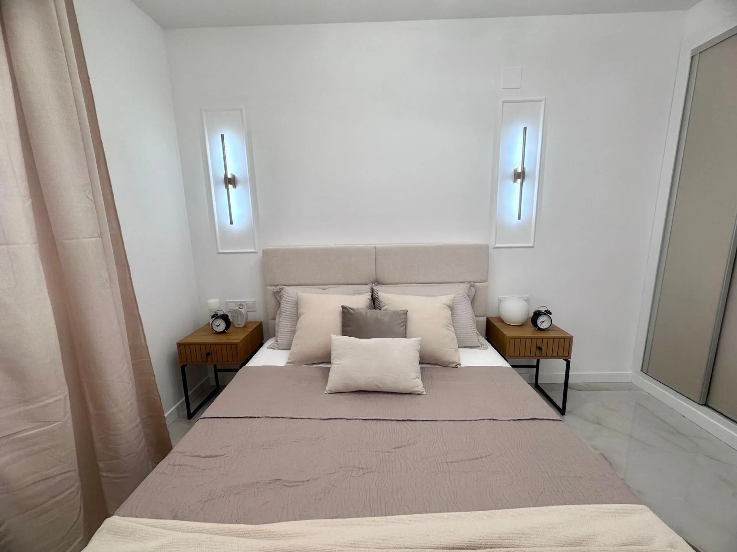 Apartamento totalmente reformado a 350 metros de Playa del Cura con piscina