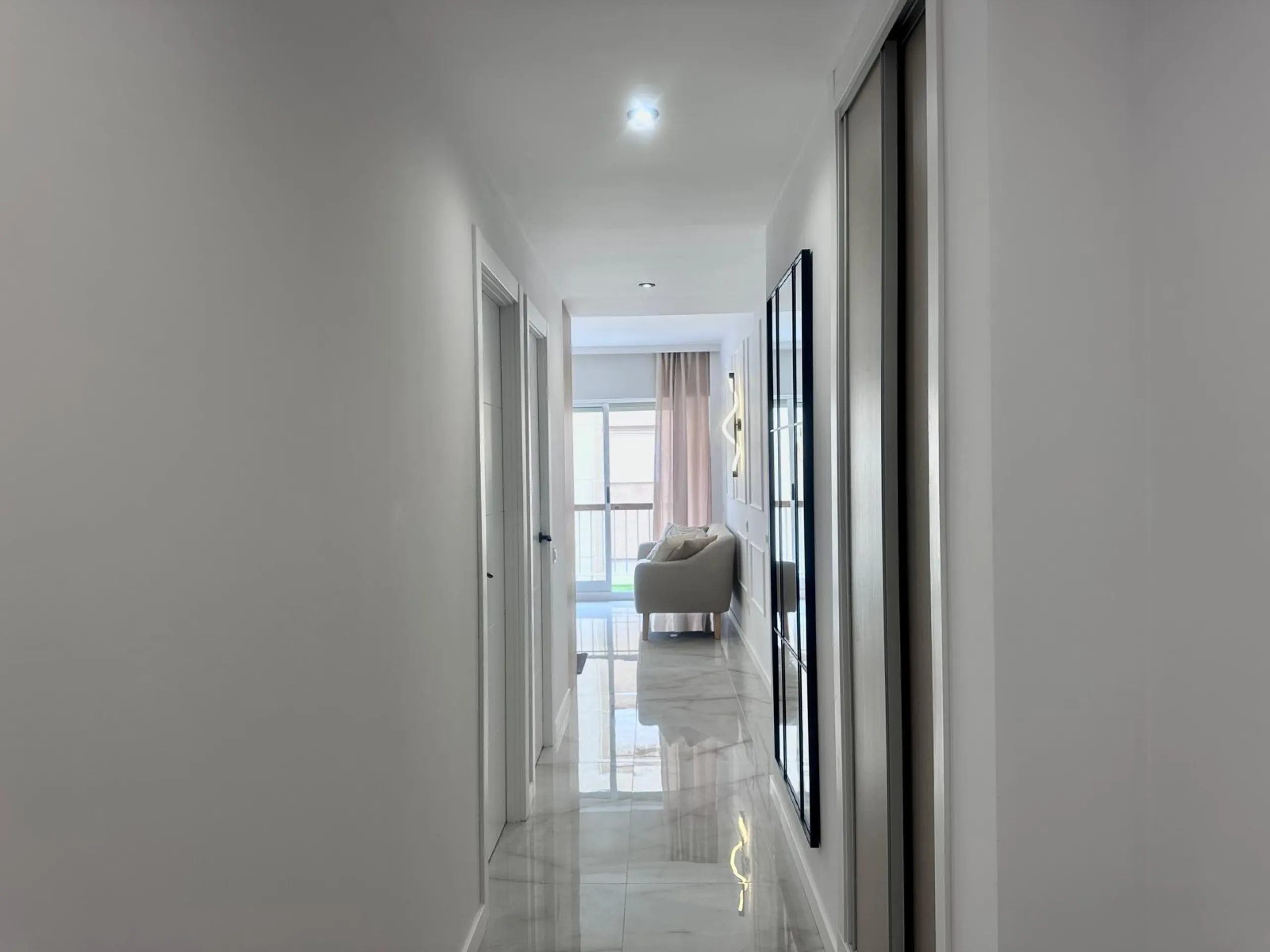 Apartamento totalmente reformado a 350 metros de Playa del Cura con piscina