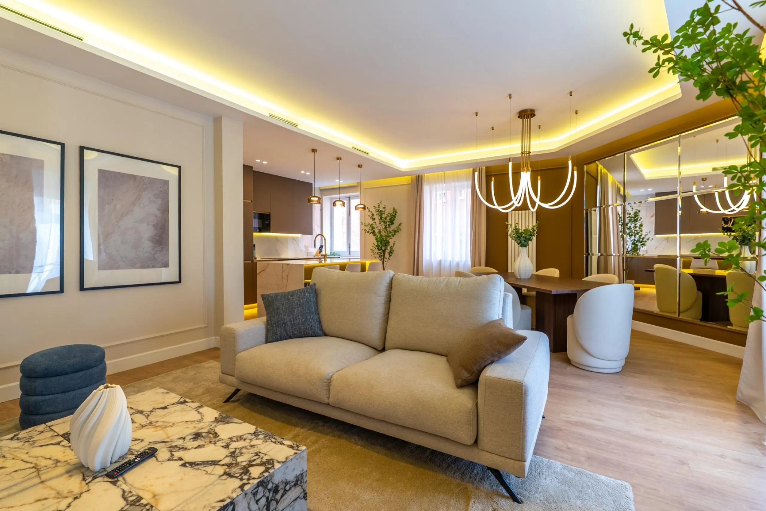EXCLUSIVE LUXURY APARTMENT IN THE LISTA AREA OF THE SALAMANCA NEIGHBORHOOD, MADRID