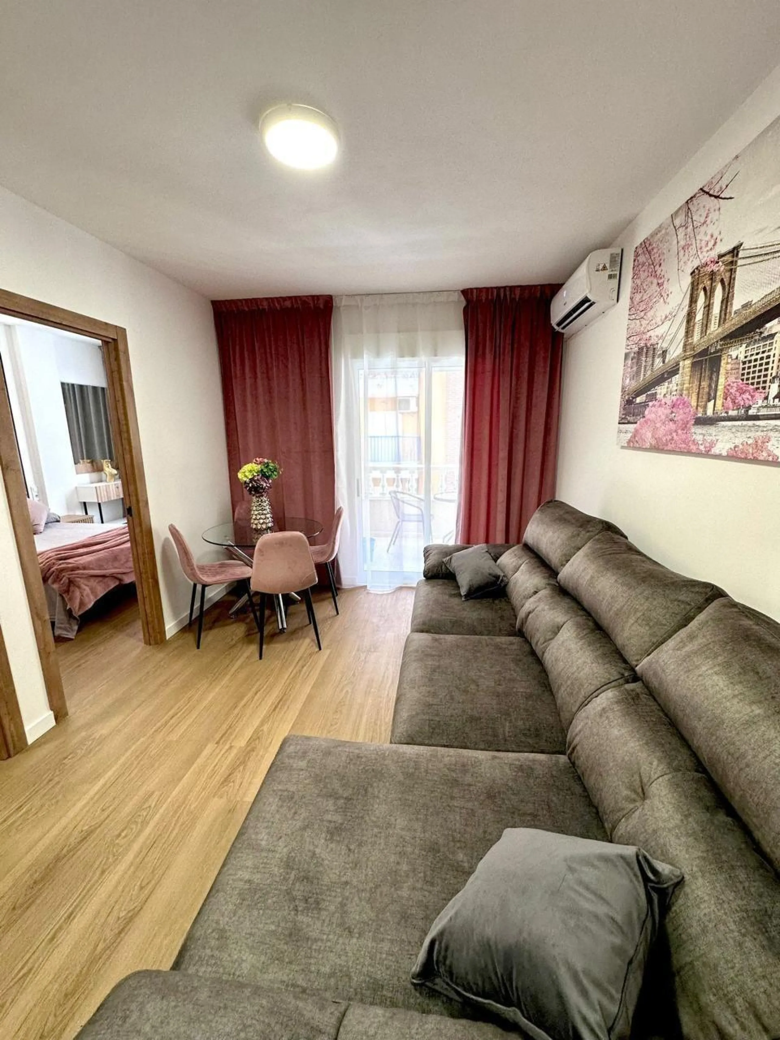 Charming Renovated Apartment Near Bus Station in Torrevieja
