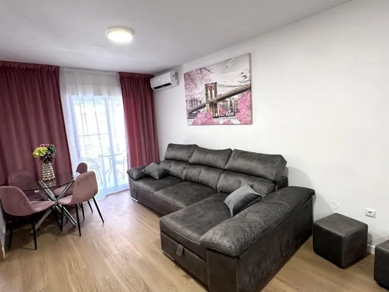Charming Renovated Apartment Near Bus Station in Torrevieja