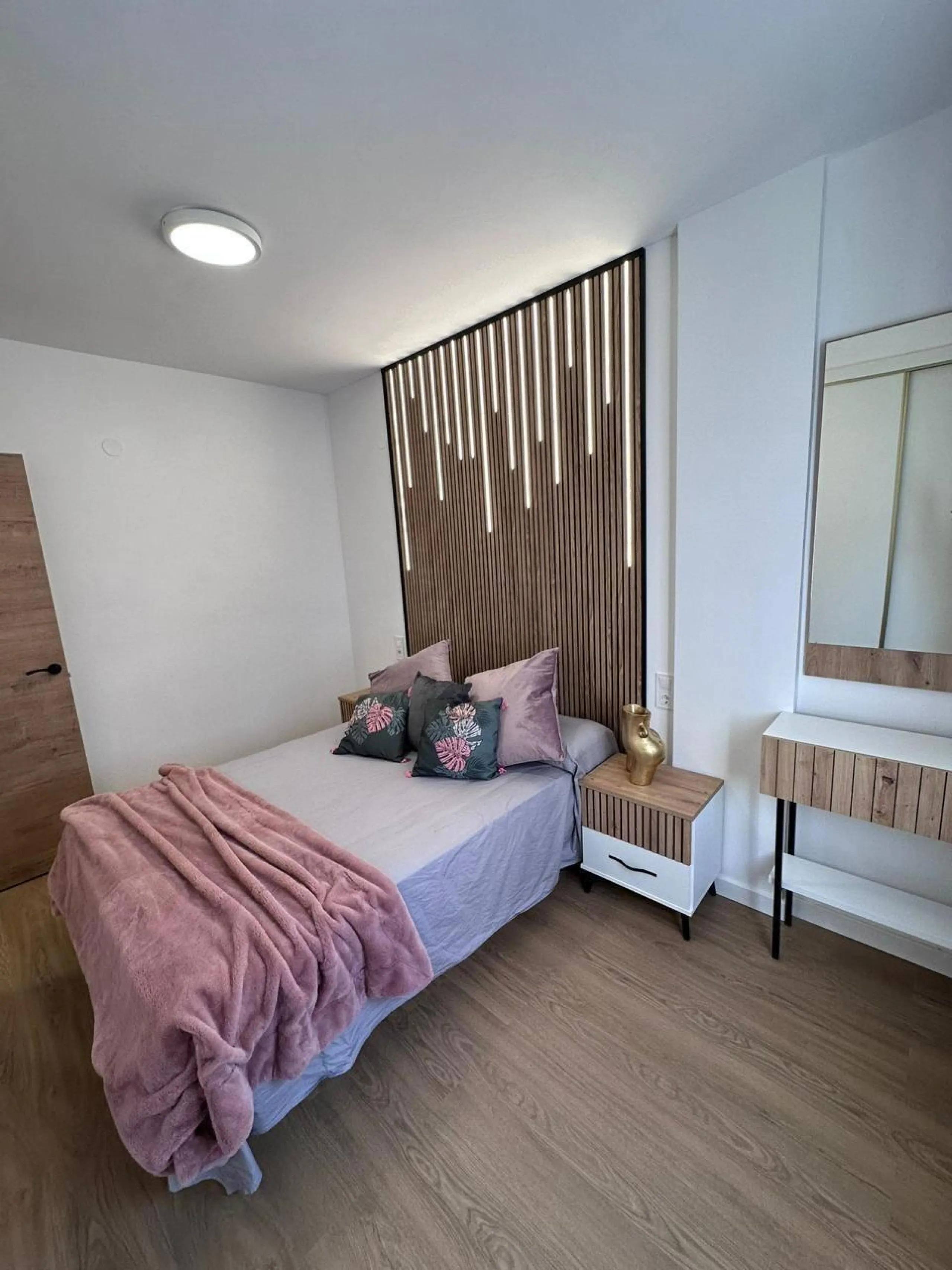 Charming Renovated Apartment Near Bus Station in Torrevieja