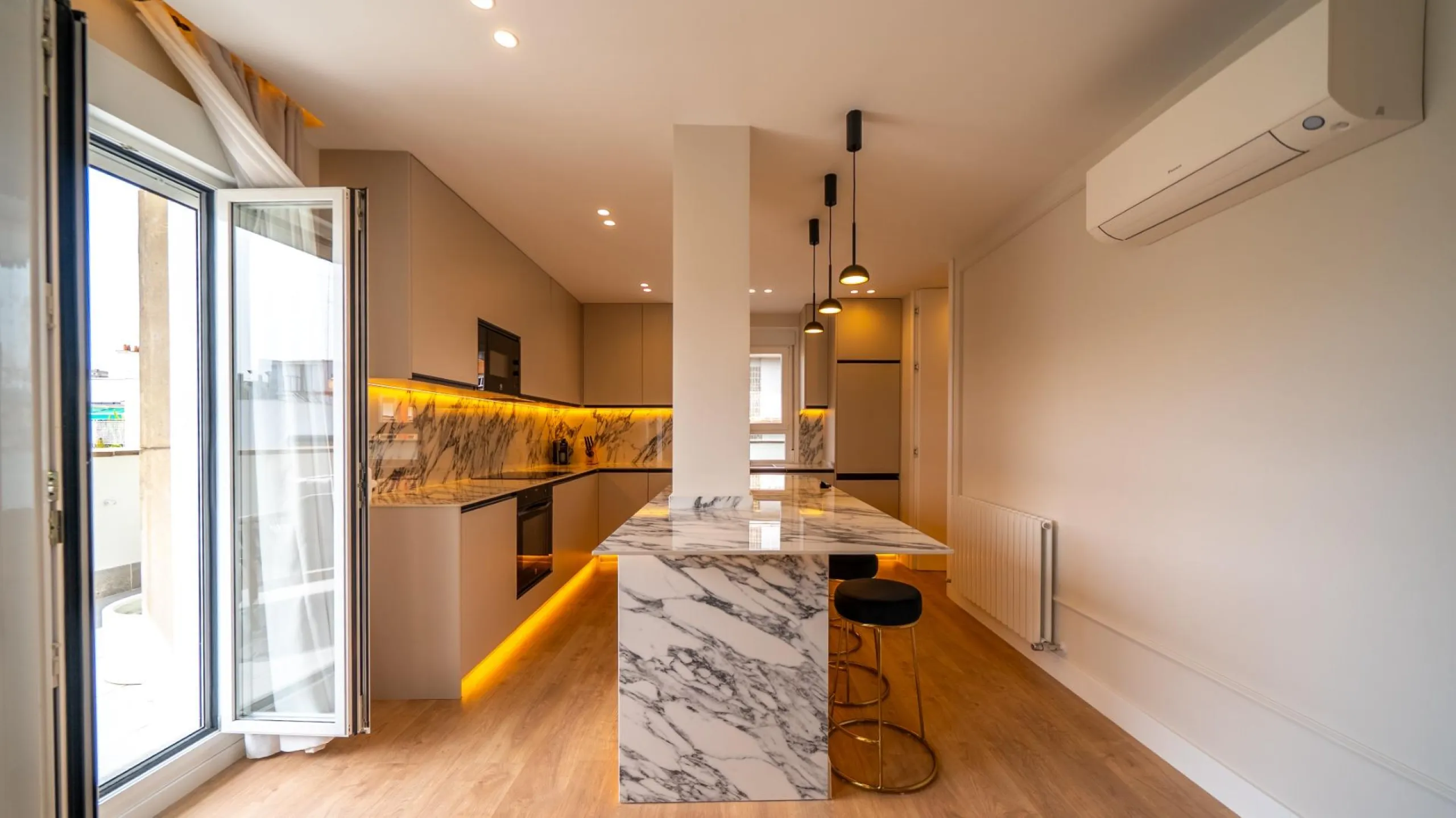 LUJOSO PISO TOTALMENTE REFORMADO CON GRAN TERRAZA EN LISTA | SALAMANCA MADRID