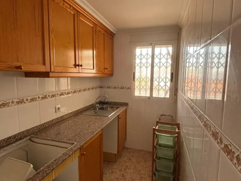 Elegante Apartamento en Playa de los Locos, Torrevieja - Oportunidad Única por €159900