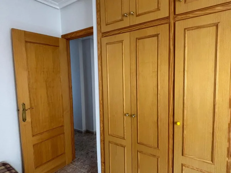 Elegante Apartamento en Playa de los Locos, Torrevieja - Oportunidad Única por €159900