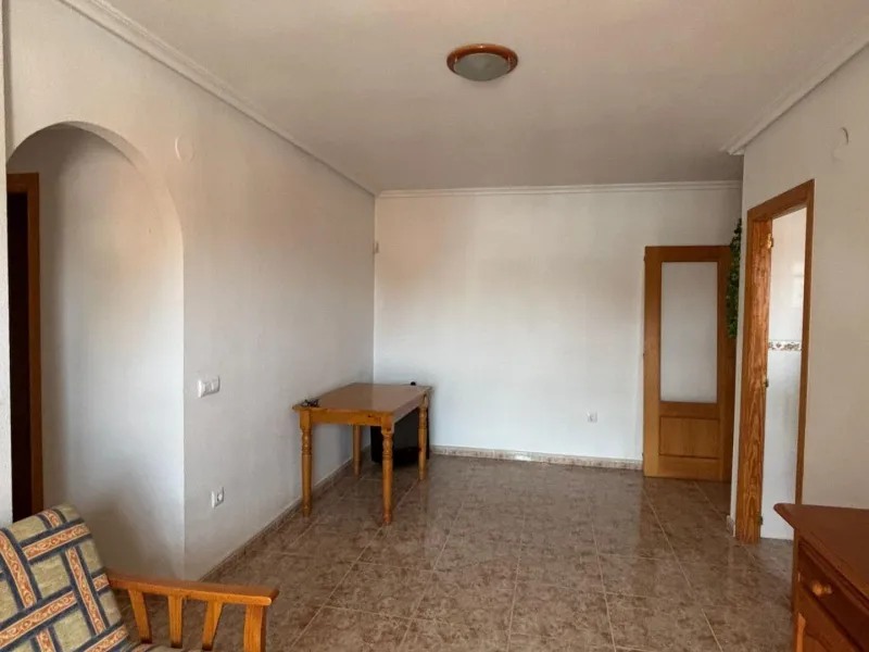 Elegante Apartamento en Playa de los Locos, Torrevieja - Oportunidad Única por €159900