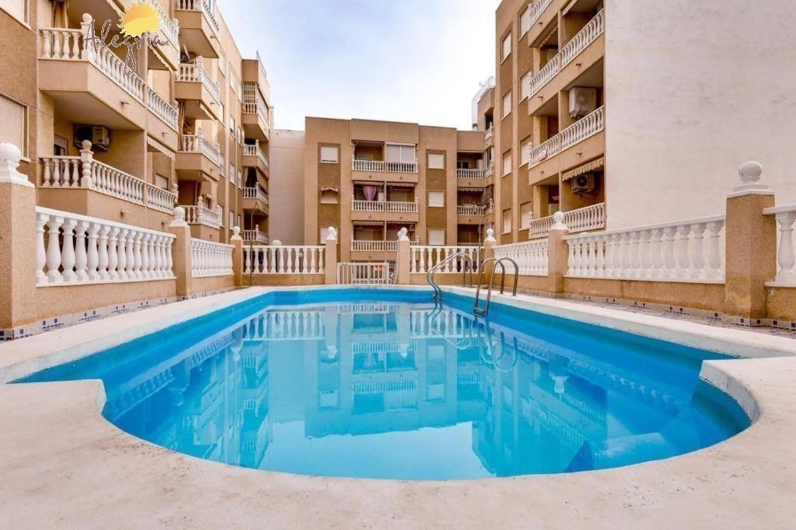 Charming Apartment for Sale in Torrevieja – €149,000